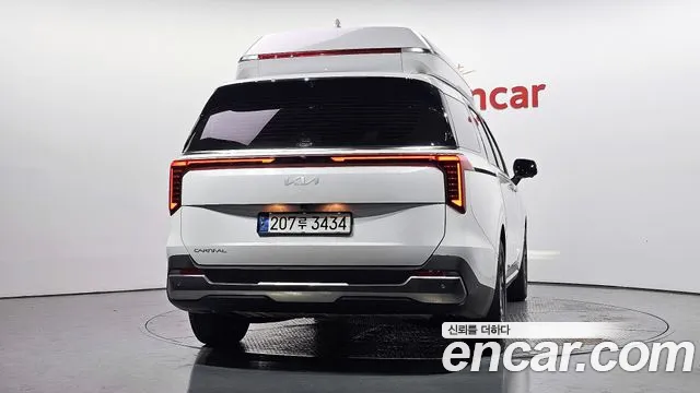 Kia Canival Новый Carnival 4 поколение Бензин 9 мест Hi-Limousine — Фото автомобиля 4