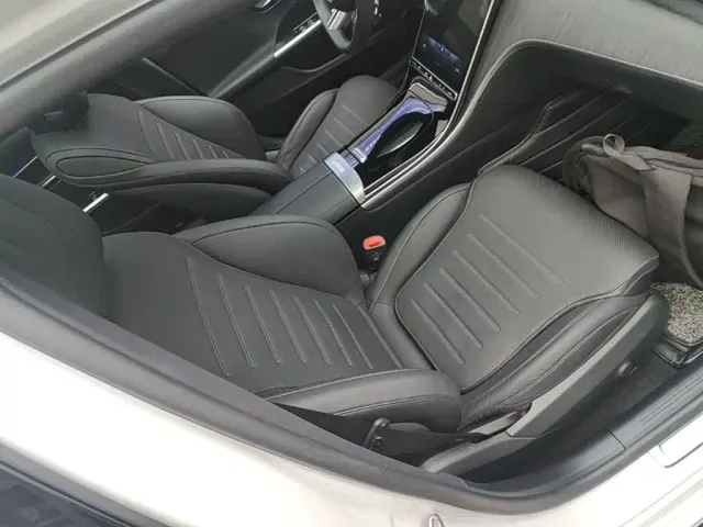 Mercedes-Benz C-Class — Фото автомобиля 24