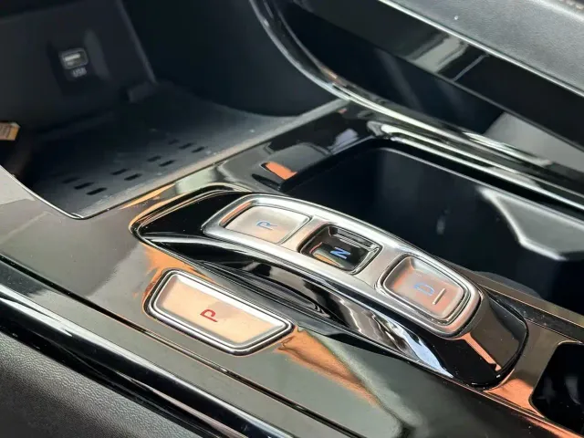 Hyundai Custo — Фото автомобиля 8
