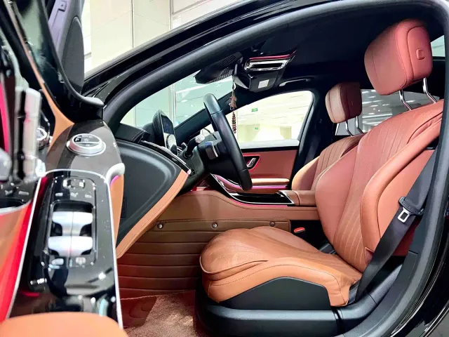 Mercedes-Benz S-Class — Фото автомобиля 7