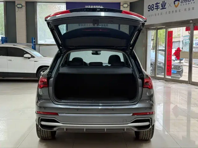 Audi Q3 — Фото автомобиля 24