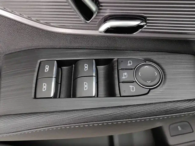 Buick LaCrosse — Фото автомобиля 9