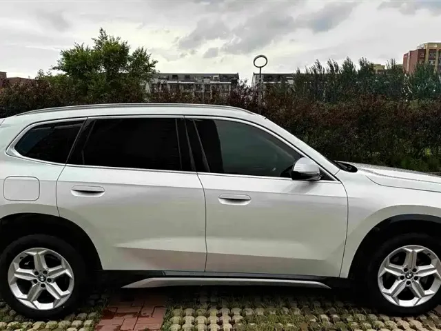 BMW X1 — Фото автомобиля 12