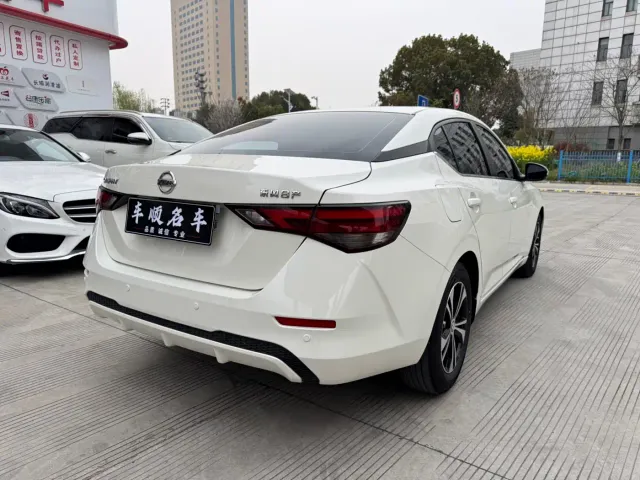 Nissan Sylphy — Фото автомобиля 5