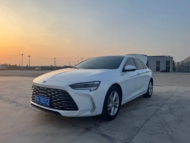 Buick Regal — Фото автомобиля 3