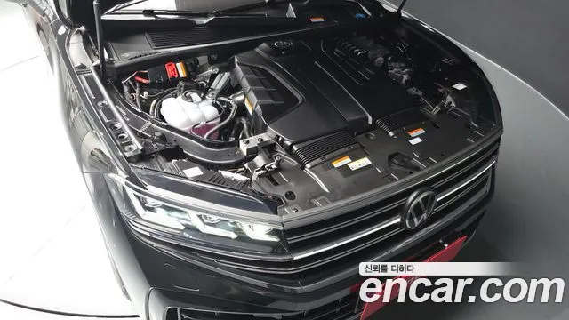 Volkswagen Touareg Touareg 3 поколение 3.0 TDI Prestige — Фото автомобиля 5