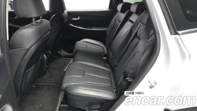 Hyundai Santa Fe Santa Fe (New) — Фото автомобиля 16