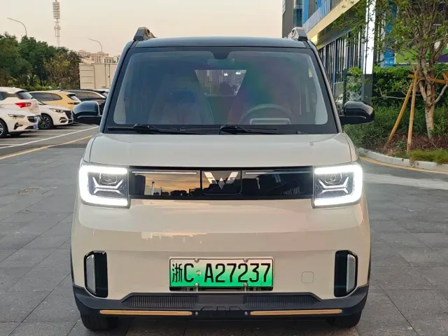 Wuling Hongguang Mini EV — Фото автомобиля 8