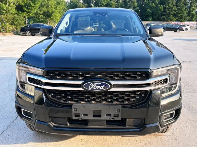 Ford Ranger — Фото автомобиля 2