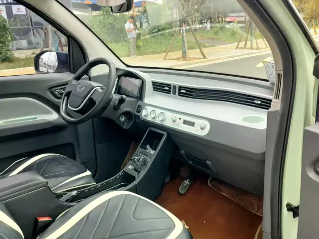 Wuling Hongguang Mini EV — Фото автомобиля 4