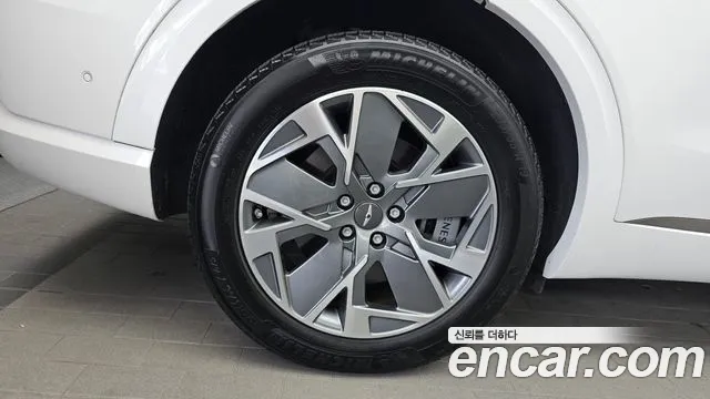 Genesis GV70 Electrified GV70 — Фото автомобиля 4