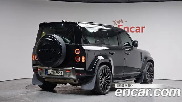 Land Rover Defender L663 — Фото автомобиля 2