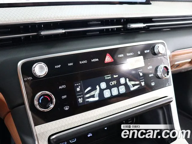 Genesis GV80 — Фото автомобиля 18
