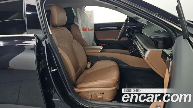 Hyundai Grandeur Grandeur (GN7) 2.5 Бензин 2WD — Фото автомобиля 10