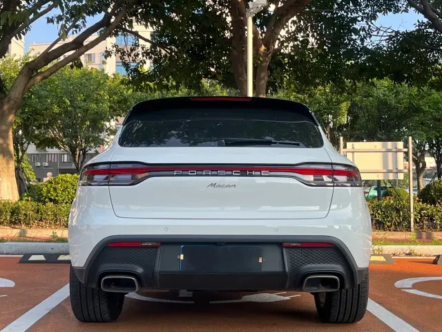 Porsche Macan — Фото автомобиля 8