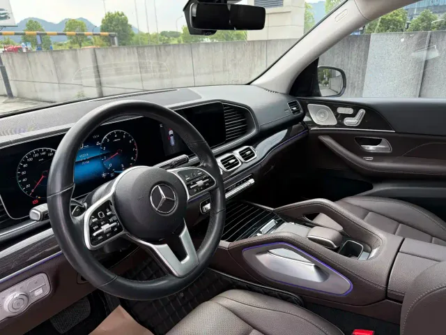 Mercedes-Benz GLE-Class — Фото автомобиля 14
