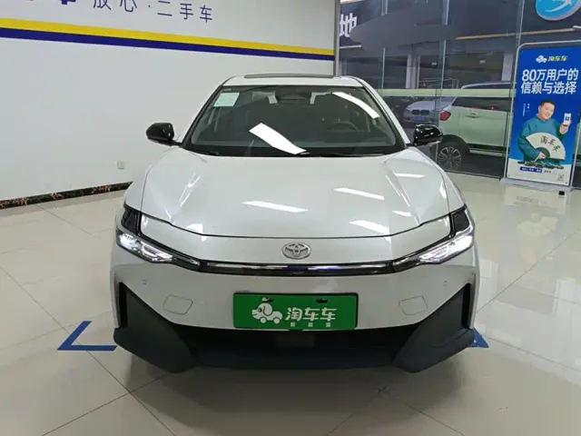 Toyota bZ3 — Фото автомобиля 2