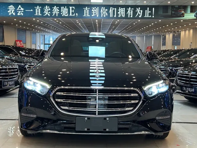 Фотография автомобиля — Mercedes-Benz E-Class