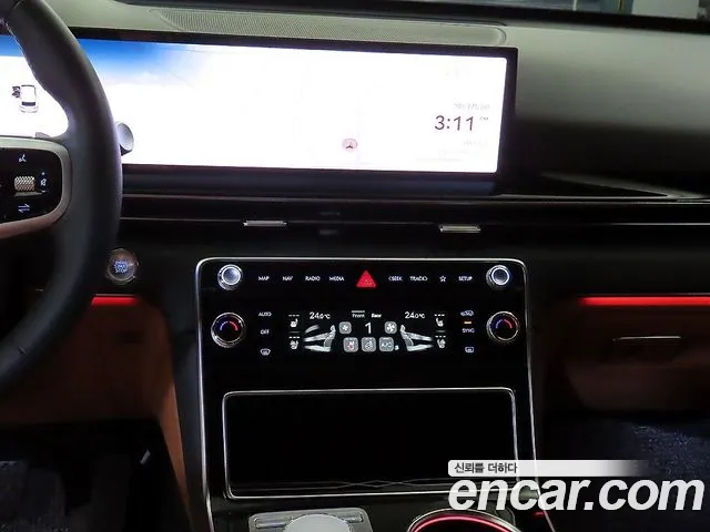 Genesis GV80 — Фото автомобиля 11