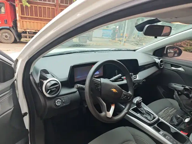 Chevrolet Monza — Фото автомобиля 9