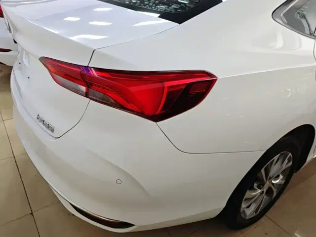 Buick Verano — Фото автомобиля 7