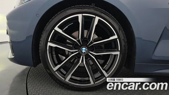 BMW 4 Series G22 — Фото автомобиля 5