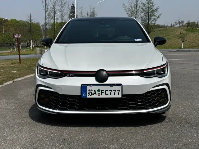 Volkswagen Golf GTI 2021 380TSI DSG GTI — Фото автомобиля 2