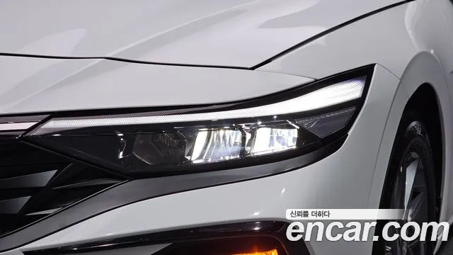 Hyundai Avante CN7 — Фото автомобиля 7