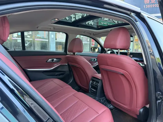 BMW 3 Series — Фото автомобиля 7