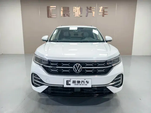 Volkswagen Tayron — Фото автомобиля 2