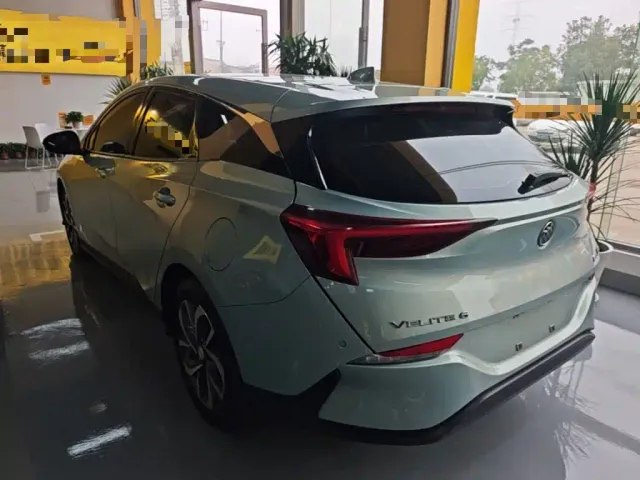 Buick Velite 6 — Фото автомобиля 4