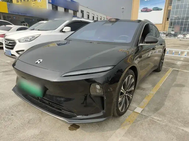 Фотография автомобиля — Nio ET5 Touring