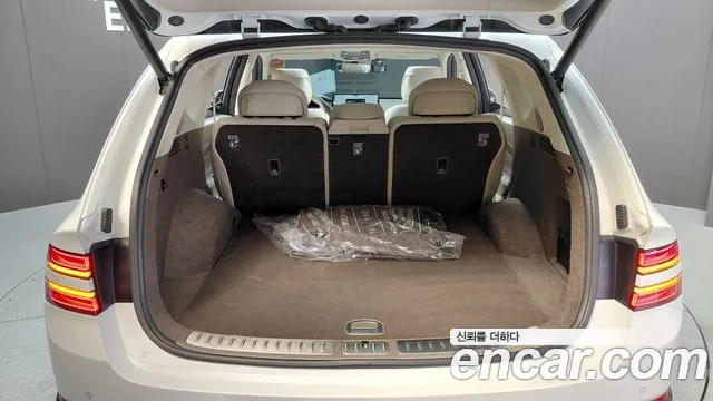 Genesis GV80 — Фото автомобиля 25