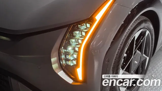 Kia EV4 — Фото автомобиля 7