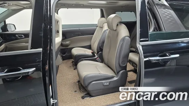 Kia Carnival 4th Gen — Фото автомобиля 17
