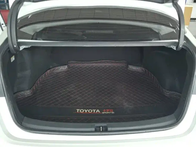 Toyota Corolla — Фото автомобиля 4