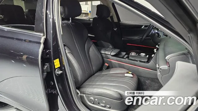 Genesis G80 RG3 — Фото автомобиля 16