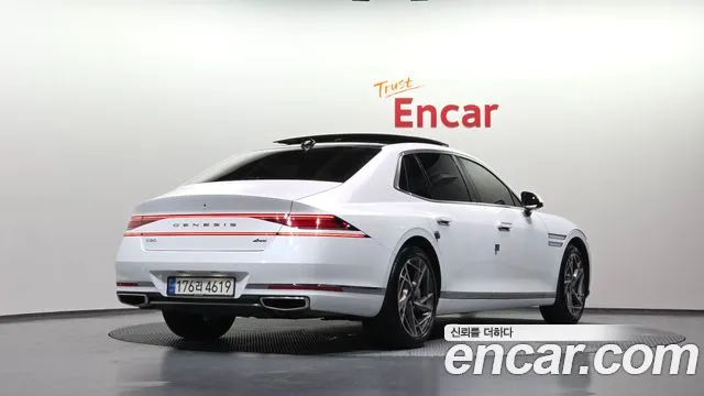 Genesis G90 Бензин 3.5 турбо AWD — Фото автомобиля 2