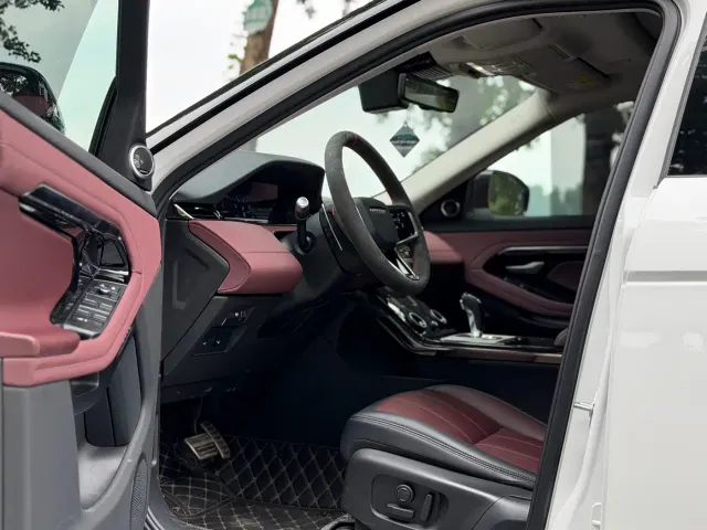 Land Rover Range Rover Evoque — Фото автомобиля 9