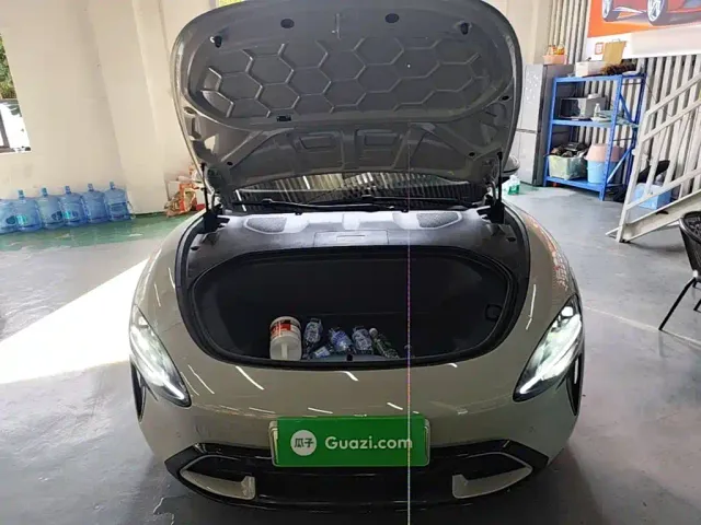 Xiaomi SU7 — Фото автомобиля 19