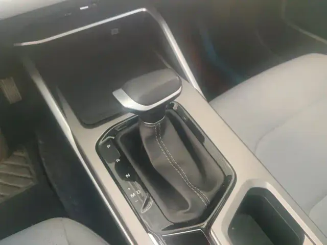 Geely Emgrand — Фото автомобиля 16