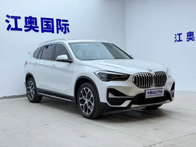 BMW X1 — Фото автомобиля 3