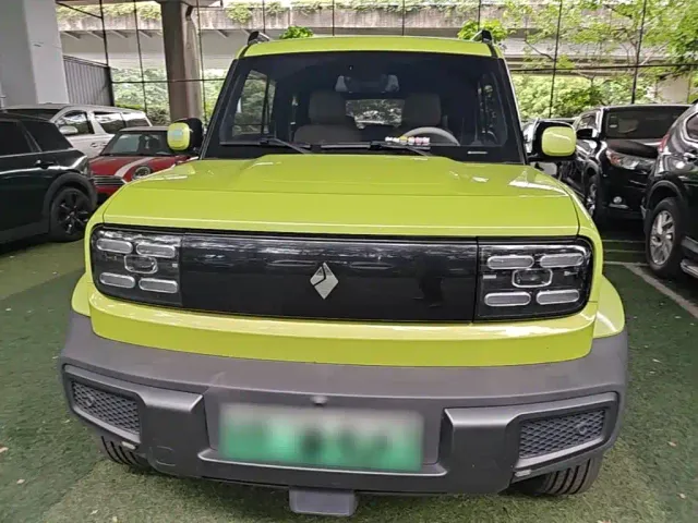 Baojun Yep — Фото автомобиля 2