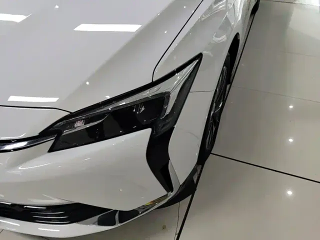 Buick Velite 6 — Фото автомобиля 23