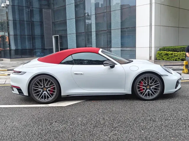 Porsche 911 — Фото автомобиля 3
