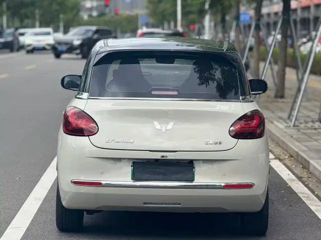 Wuling Bingo — Фото автомобиля 5
