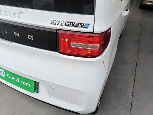 Wuling Hongguang Mini EV — Фото автомобиля 7