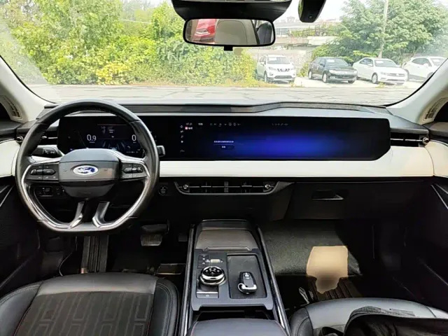 Ford Mondeo — Фото автомобиля 9