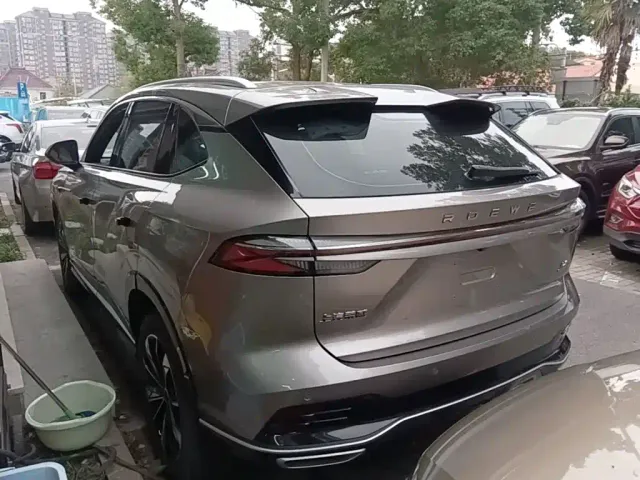 Roewe RX5 — Фото автомобиля 4