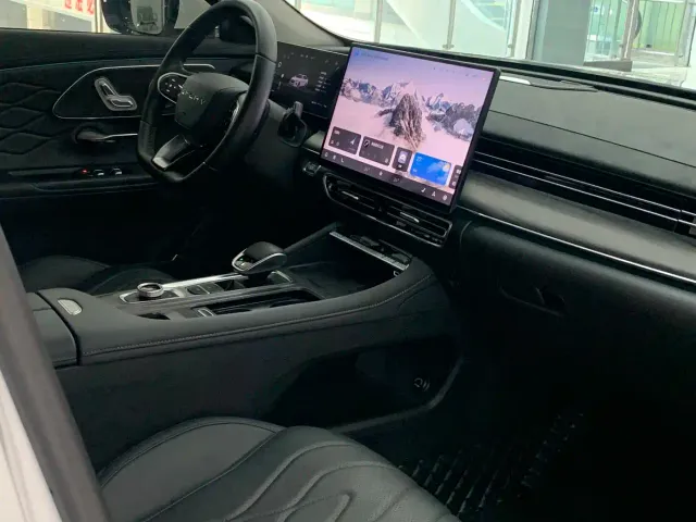 Chery Arrizo 8 PRO — Фото автомобиля 4